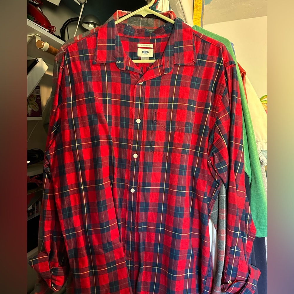 Men’s L Old Navy plaid shirt